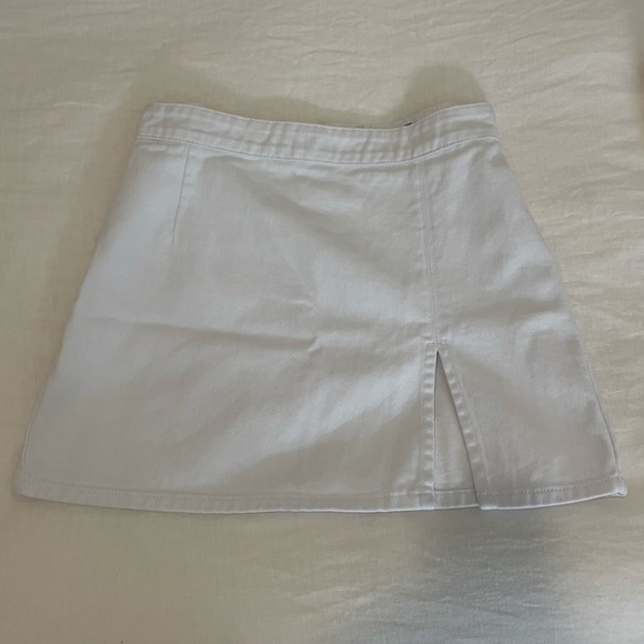 PRINCESS POLLY LIONESS THE LOLA MINI SKIRT WHITE - Picture 3 of 6
